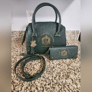 Bioworld Harry Potter Slytherin House Handbag And Wallet Set